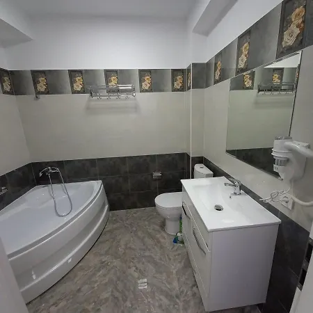 Ema&zain Hotel Boekarest