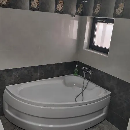 Ema&zain Hotel 4*