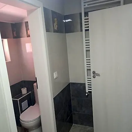 Ema&zain Hotel Bucharest