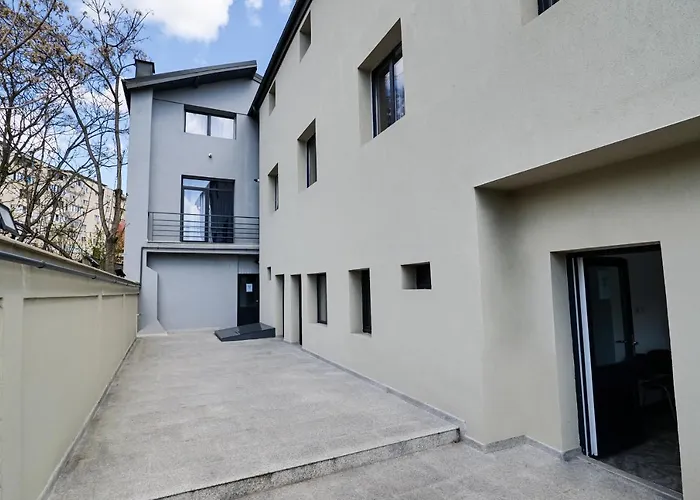 Ema&zain 4* Bucureşti