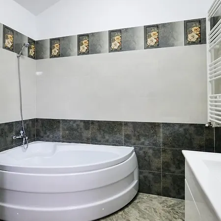 Готель Ema&zain